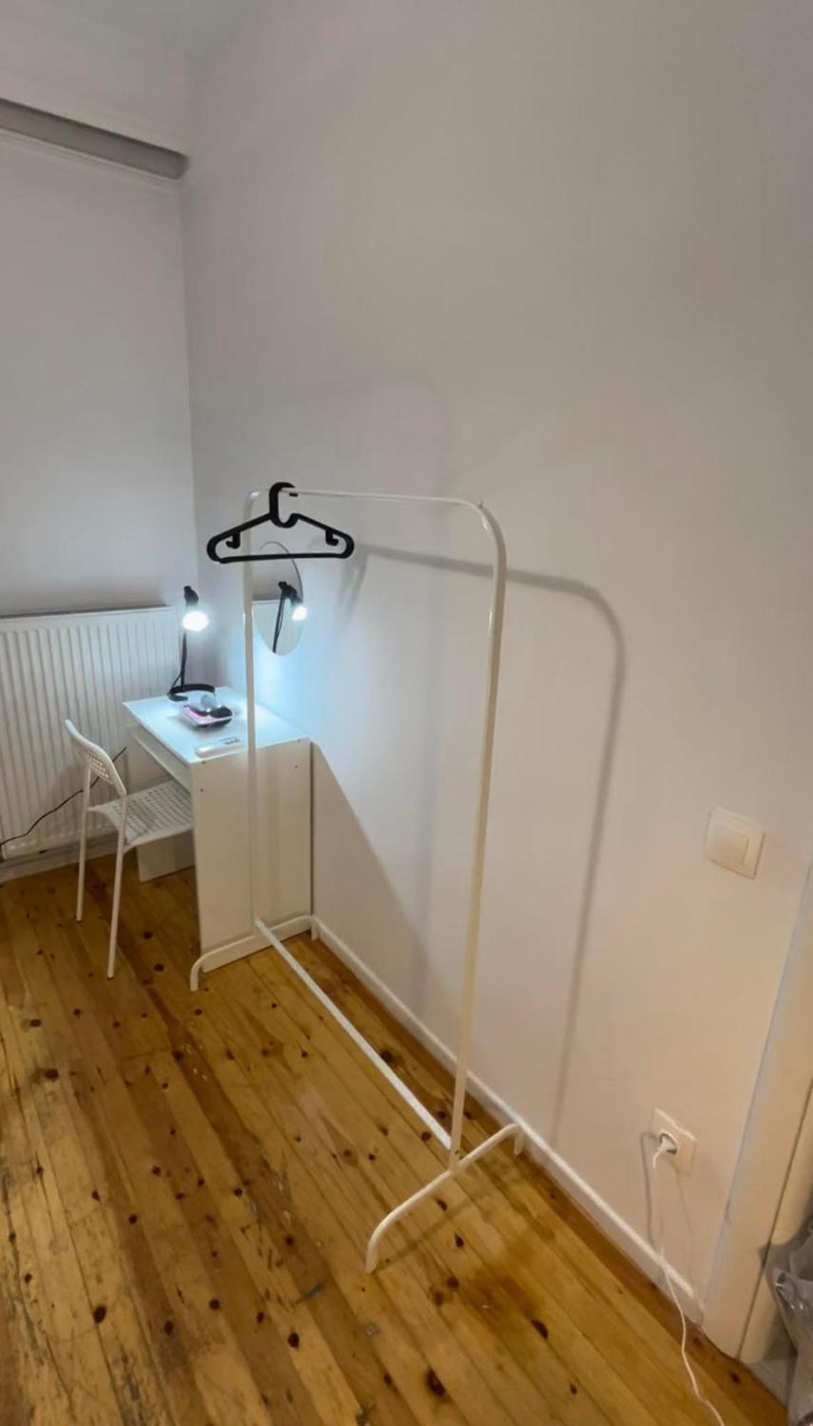 Calm Corner Delfon Apartment Tesalonika Bagian luar foto